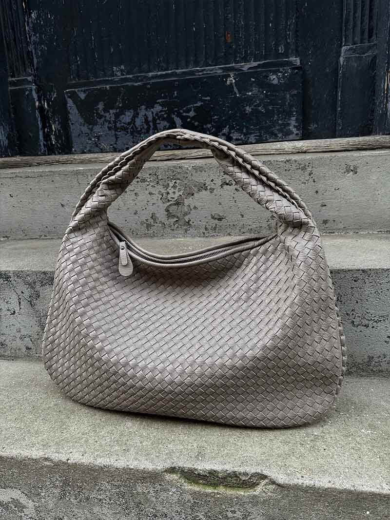 Josiane | Handtas Gevlochten – Ambachtelijke Elegantie En Tijdloze Charme