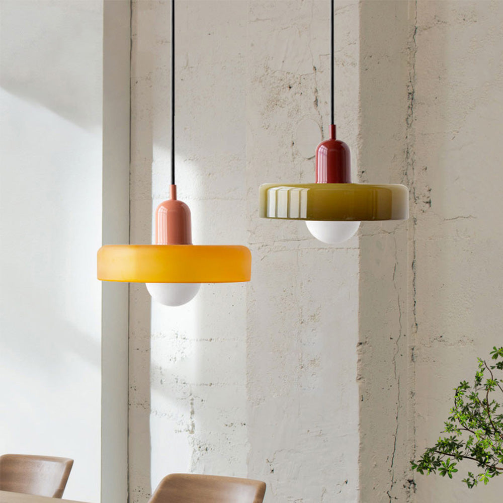 Hangdecoratieve Lamp – Levendige Kleuren En Boheemse Geest