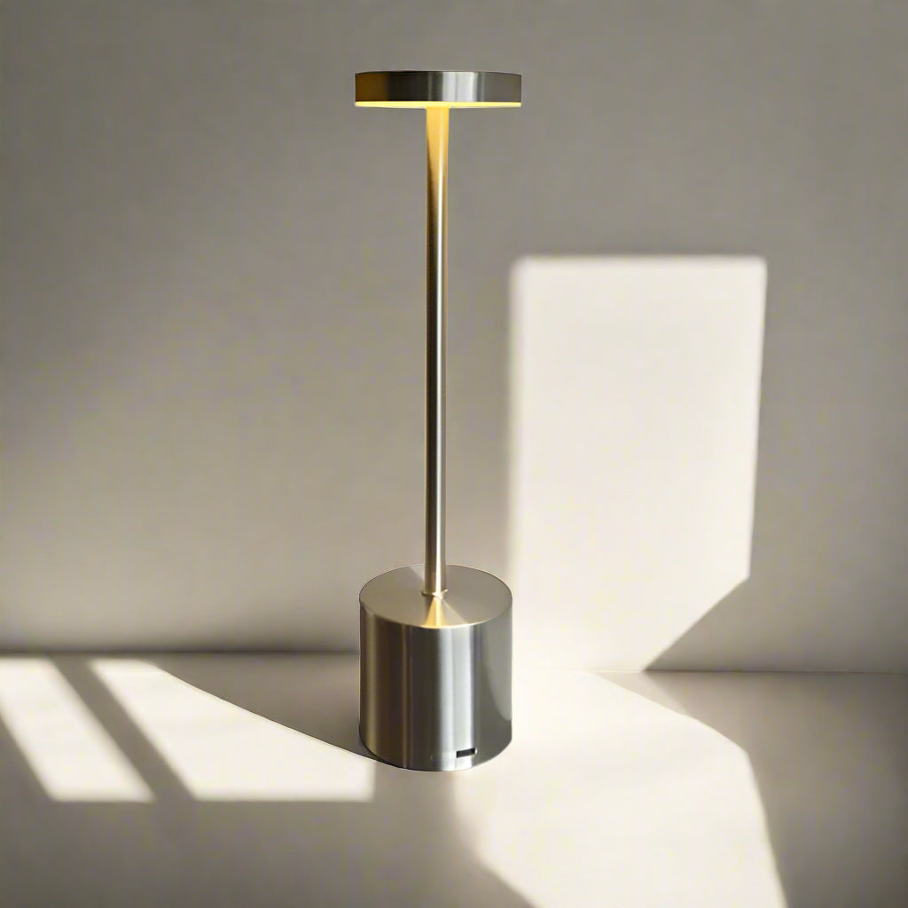 Lâmpada de Mesa LED Táctil Recarregável – Iluminação Prática e Moderna