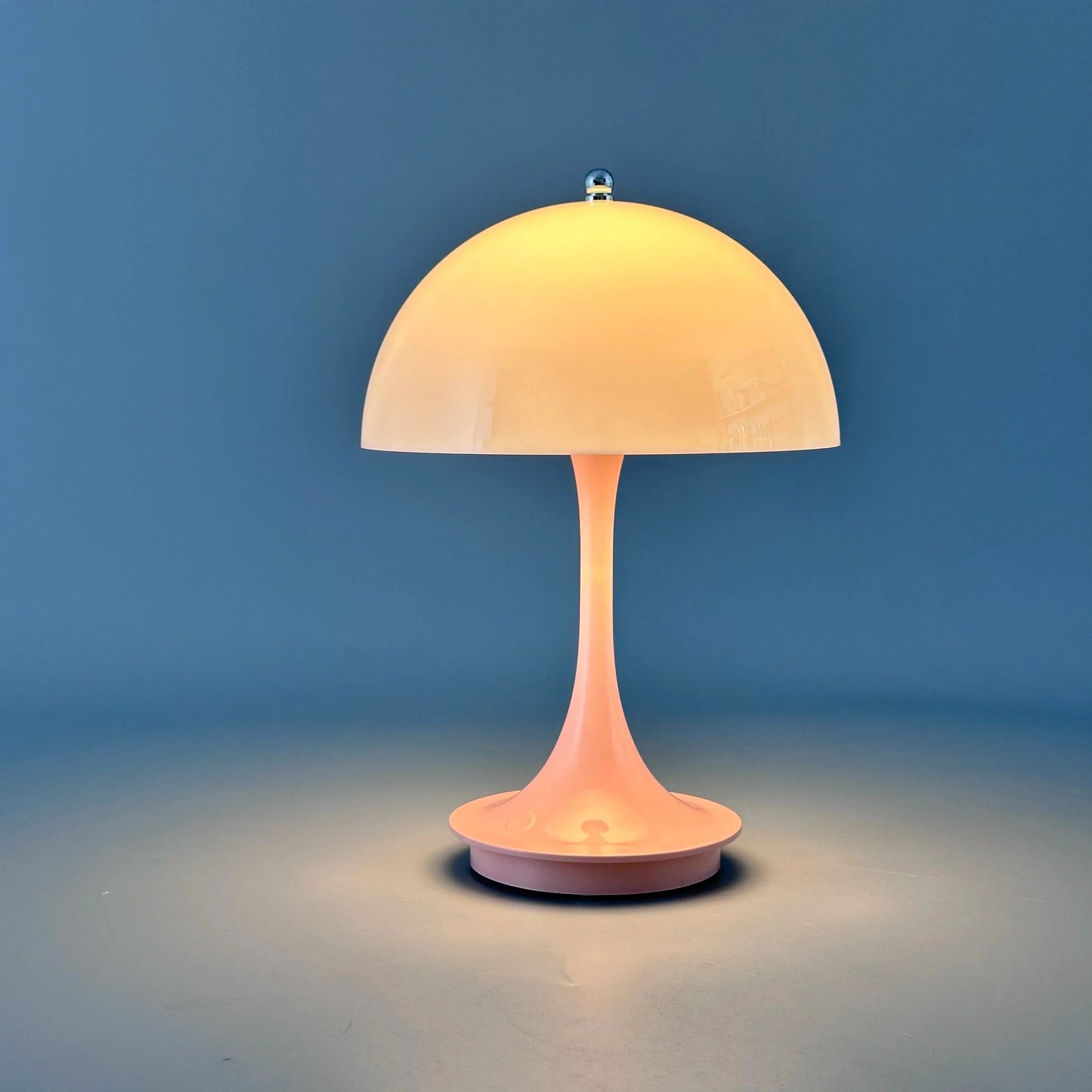 Lampe De Table LED – Rechargeable Et Éclairage À Trois Niveaux