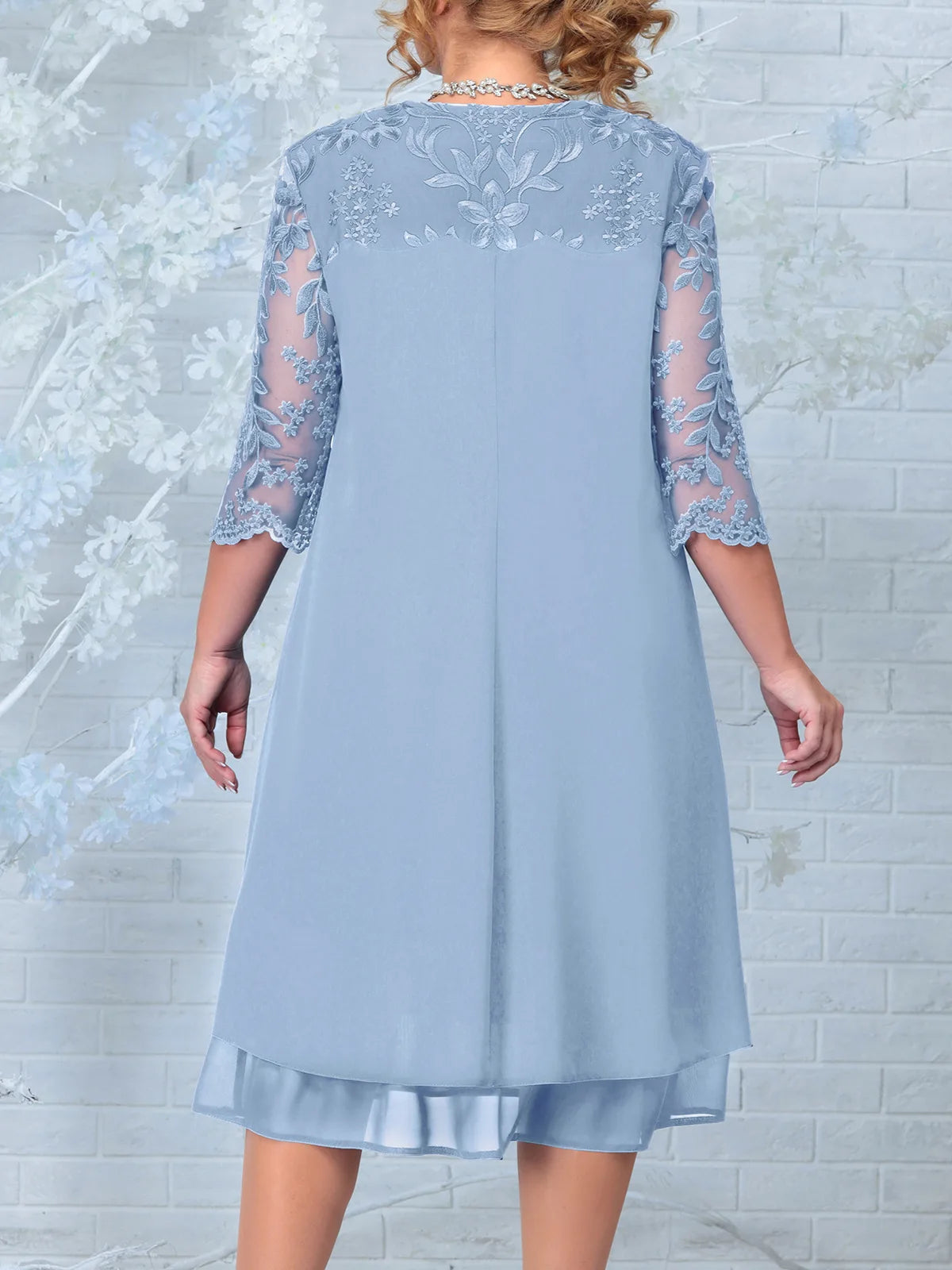 Elodie | Robe Élégante Grande Taille – Broderie Soignée Et Silhouette Sublimée