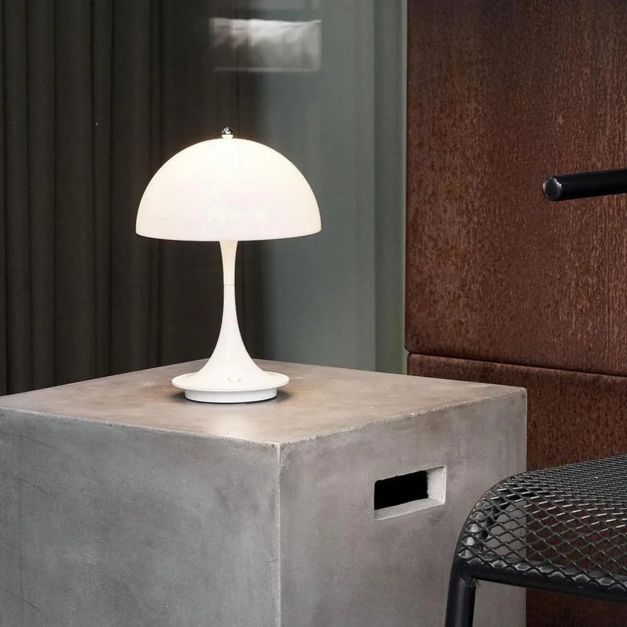 Lampe De Table LED – Rechargeable Et Éclairage À Trois Niveaux