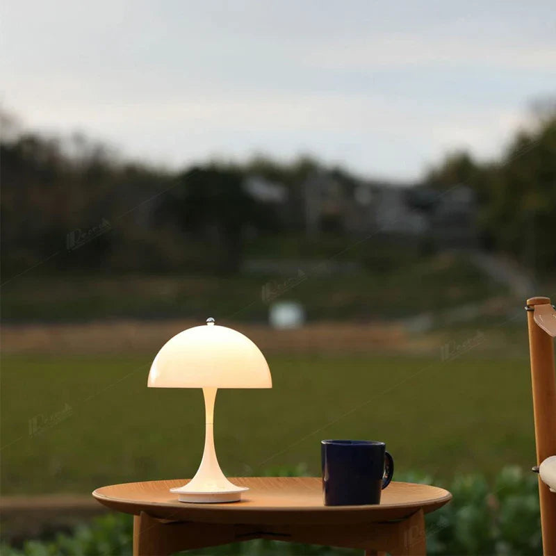 Lampe De Table LED – Rechargeable Et Éclairage À Trois Niveaux
