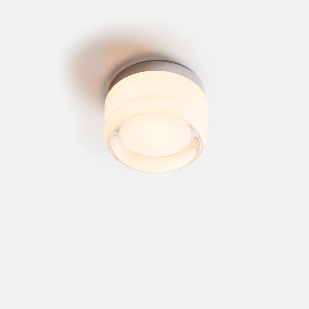 Aplique de Pared Elegante – Relieve Suave y Ambiente Cálido 