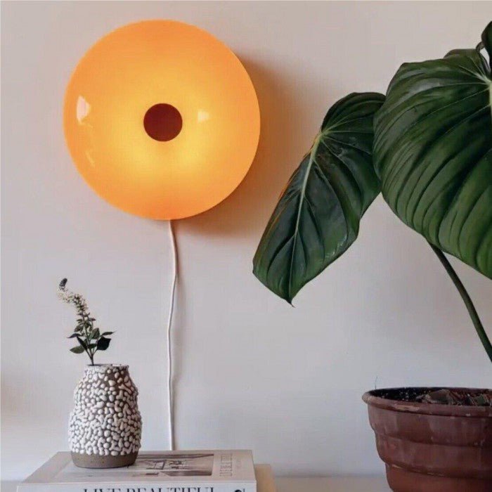 Væg- og bordlampe - originalitet og raffinement