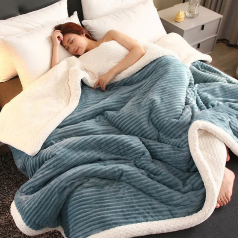 Varm Fleece Tæppe Til Vinteren – Blødhed Og Stil 