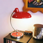Moderne Schreibtischlampe – Eleganter Stil und stabile Struktur 