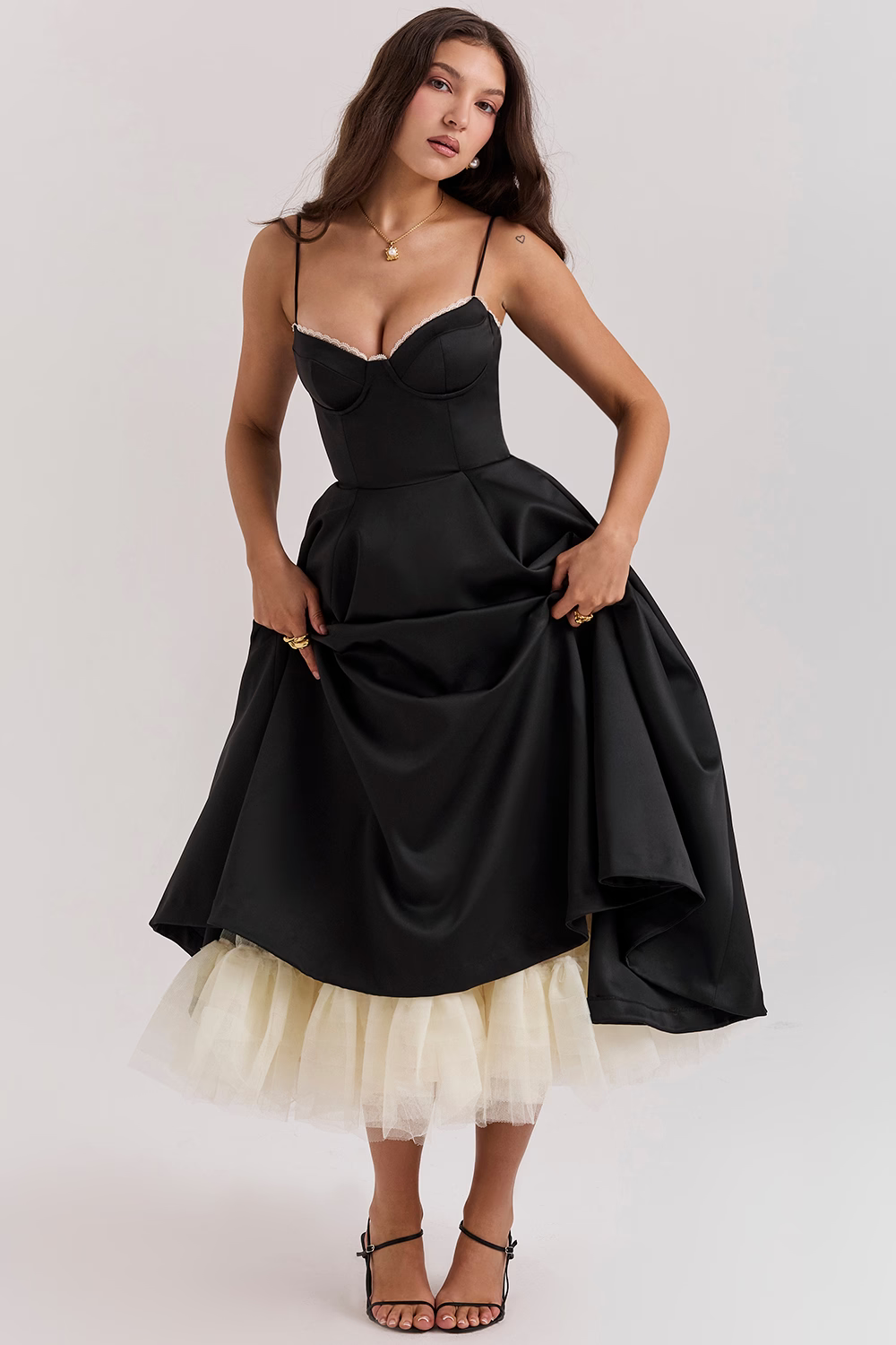 Lory | Vestido Midi Con Tirantes – Glamour Clásico Y Ligereza 