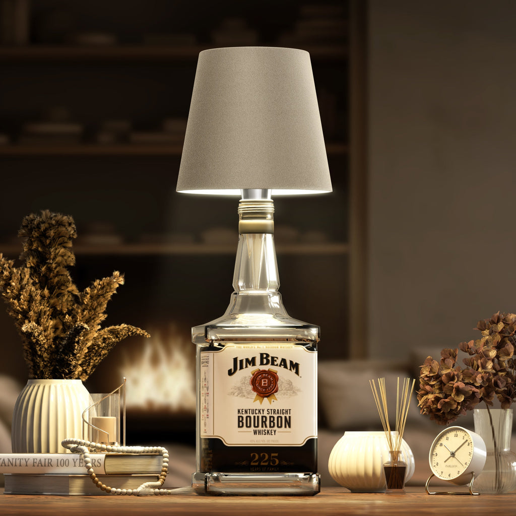 Nabíjecí LED lampa – Přeměňte své lahve na svítidla 