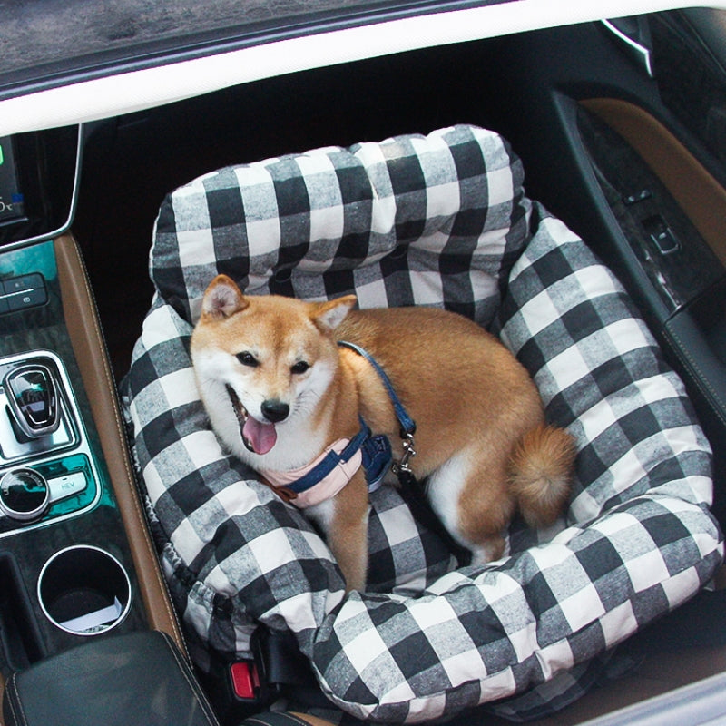 犬のためのカーシート - 旅行中の快適さと安全性 