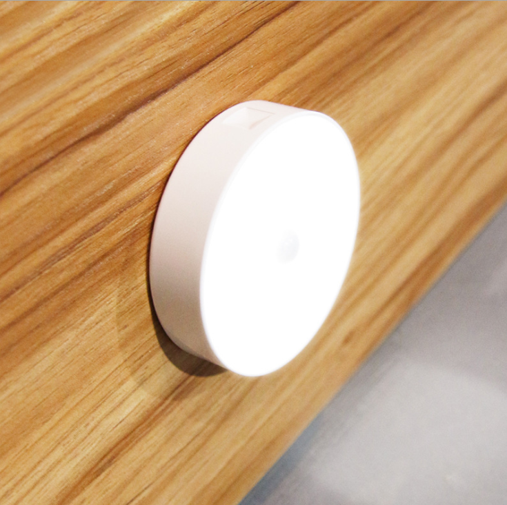 Bewegungsmelder-Lampe - Kompaktes Design & hohe Empfindlichkeit