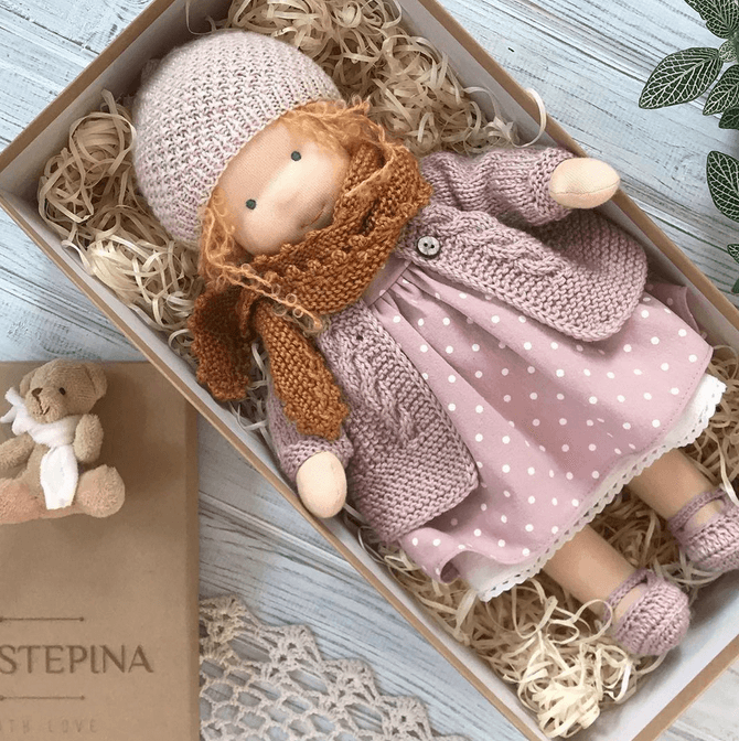Käsintehty Nukke – Runollinen ja Aito Lahja 