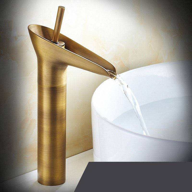 Waterval Kraan Badkamer – Antiek en Elegant 