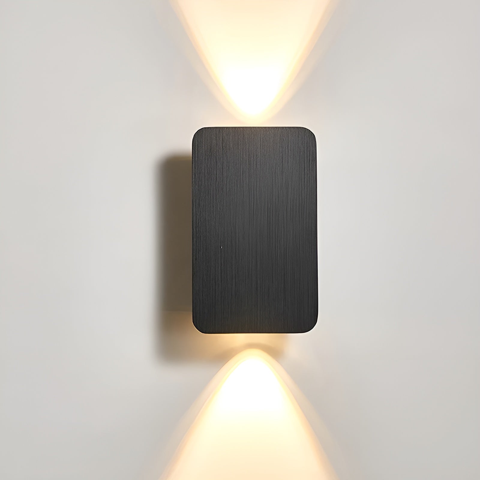 Minimalistisk LED-vägglampa – Subtilt ljus och samtida linje 
