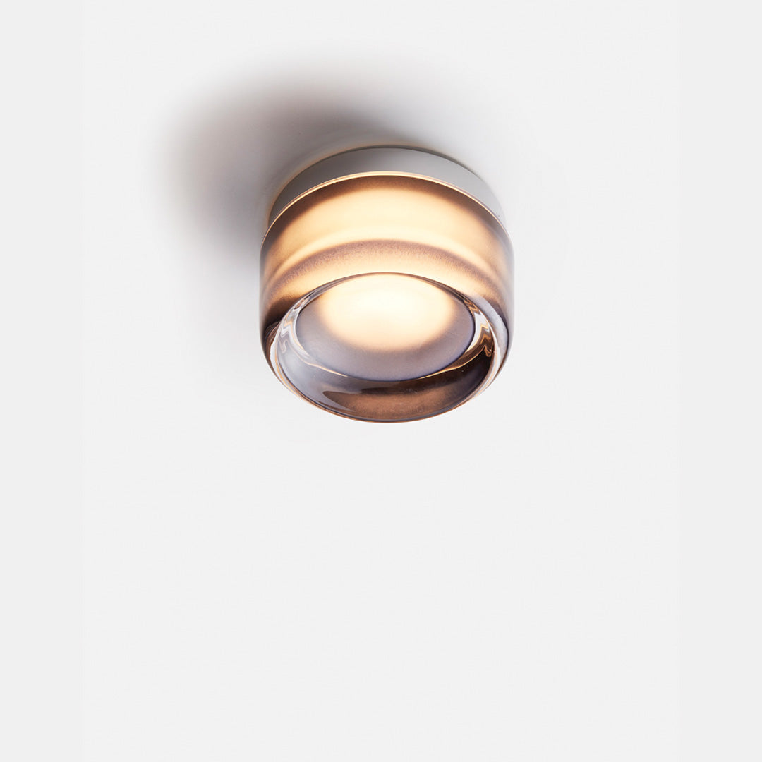 Aplique de Pared Elegante – Relieve Suave y Ambiente Cálido 