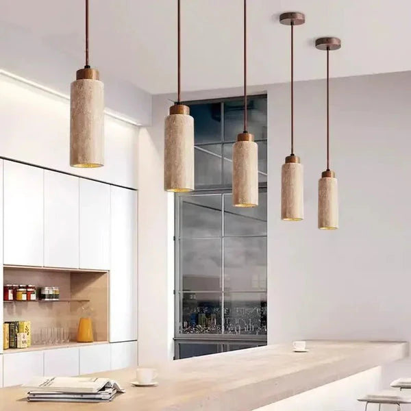 Lampa Suspendată Din Piatră Naturală – Eleganță Și Autenticitate 